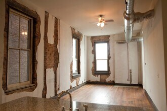 2611 Short Vine St in Cincinnati, OH - Foto de edificio - Building Photo