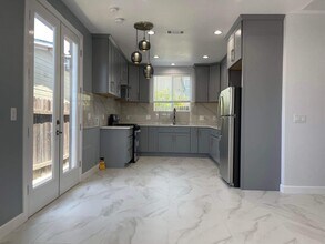 15410 Firmona Ave in Lawndale, CA - Building Photo - Building Photo