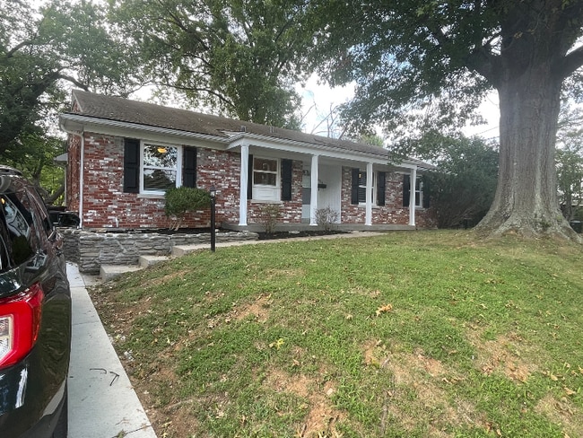 property at 8809 Malvern Hill Rd