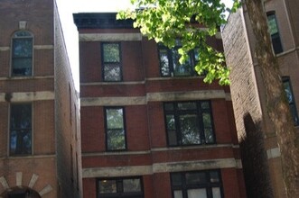 2143 W Potomac Ave, Unit 1 in Chicago, IL - Foto de edificio - Building Photo