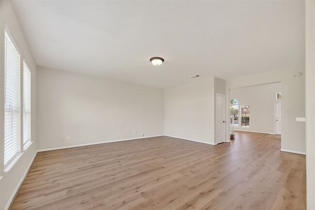 property at 2708 Calico Creek Ln