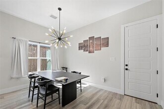 7733 Indian Ridge Trail in Dallas, TX - Building Photo - Building Photo