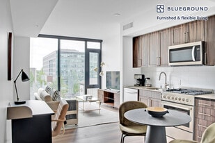 704 Spring St in Seattle, WA - Building Photo