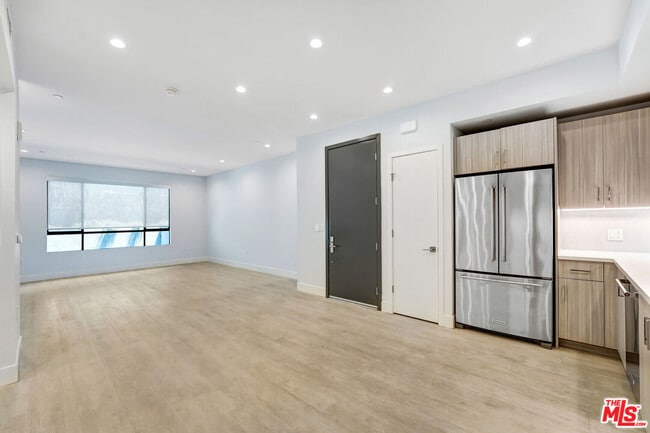 property at 5955 Saturn St