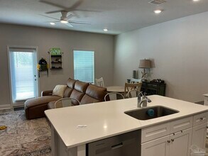5749 Stellarjay St in Gulf Breeze, FL - Building Photo - Building Photo