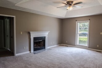 3416 Clearwater Dr in Clarksville, TN - Building Photo - Building Photo