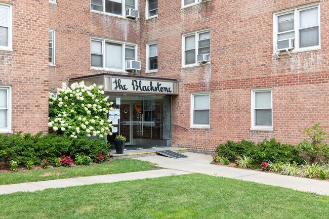 The Blackstone in Bronx, NY - Building Photo - Building Photo