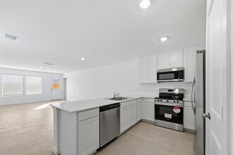 6513 Glade St in Princeton, TX - Building Photo - Building Photo