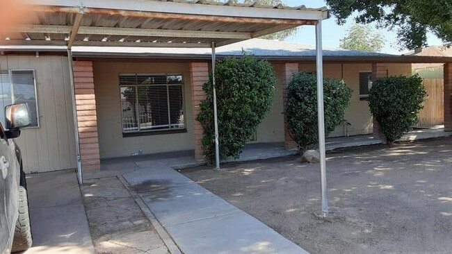 4717 N 47th Dr in Phoenix, AZ - Building Photo - Building Photo