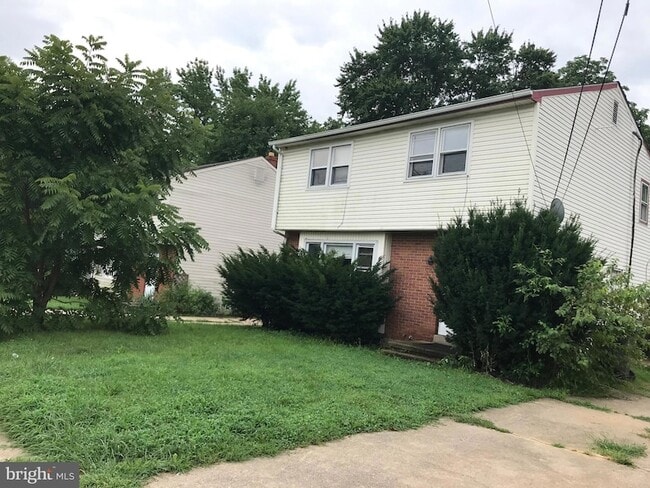 property at 215 Murray Rd