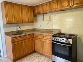 2 Brookside Ave in Worcester, MA - Building Photo - Building Photo