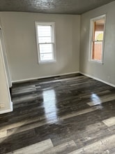 3664 E 52nd St in Cleveland, OH - Foto de edificio - Building Photo