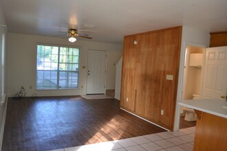 4797 Leah Ct in Tallahassee, FL - Foto de edificio - Building Photo