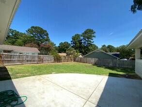 200 Poplar Dr in Brandon, MS - Building Photo - Building Photo