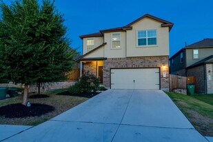 7905 Prairie Rye Dr in Lago Vista, TX - Building Photo