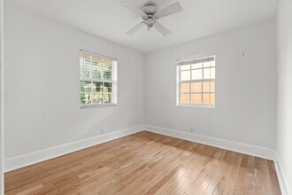 223 Park Ave in Palm Beach, FL - Building Photo - Building Photo