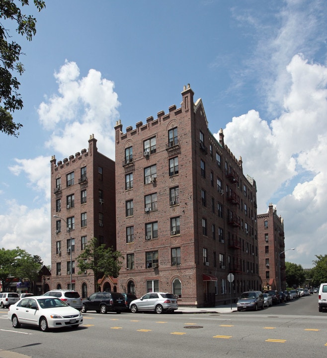 35-30 153rd St in Flushing, NY - Foto de edificio