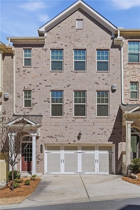 1322 Rosen Rd in Brookhaven, GA - Building Photo