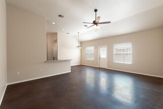 424 Jack Rabbit Ln in Buda, TX - Building Photo - Building Photo