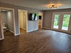 1806 S Cottage Grove Ave in Urbana, IL - Building Photo - Building Photo