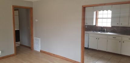 195 S Cumberland St in Lamar, AR - Building Photo - Building Photo