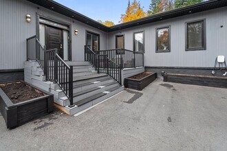 44 Chem. d'Estérel in Estérel, QC - Building Photo - Building Photo