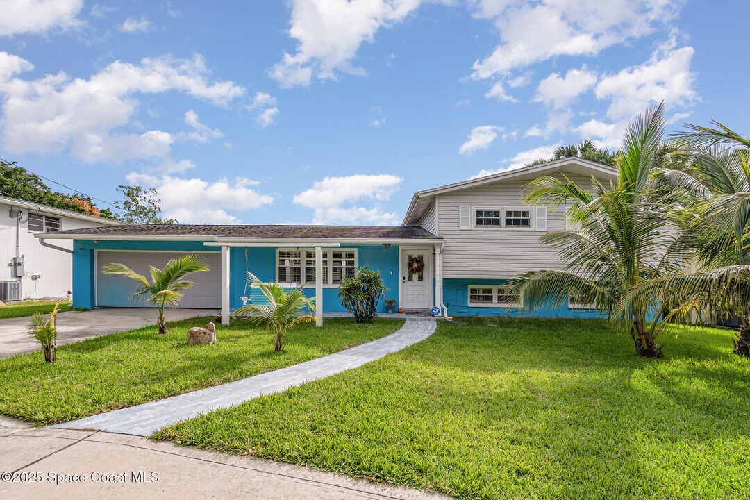 409 E Melbourne Ave in Melbourne, FL - Building Photo