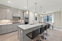 2147 Yellowfin Cir in Naples, FL - Building Photo - Building Photo