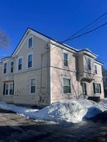 12 Dunning St in Brunswick, ME - Building Photo
