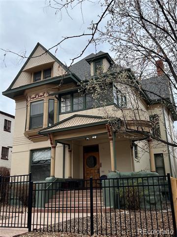 property at 1415 N Elizabeth St