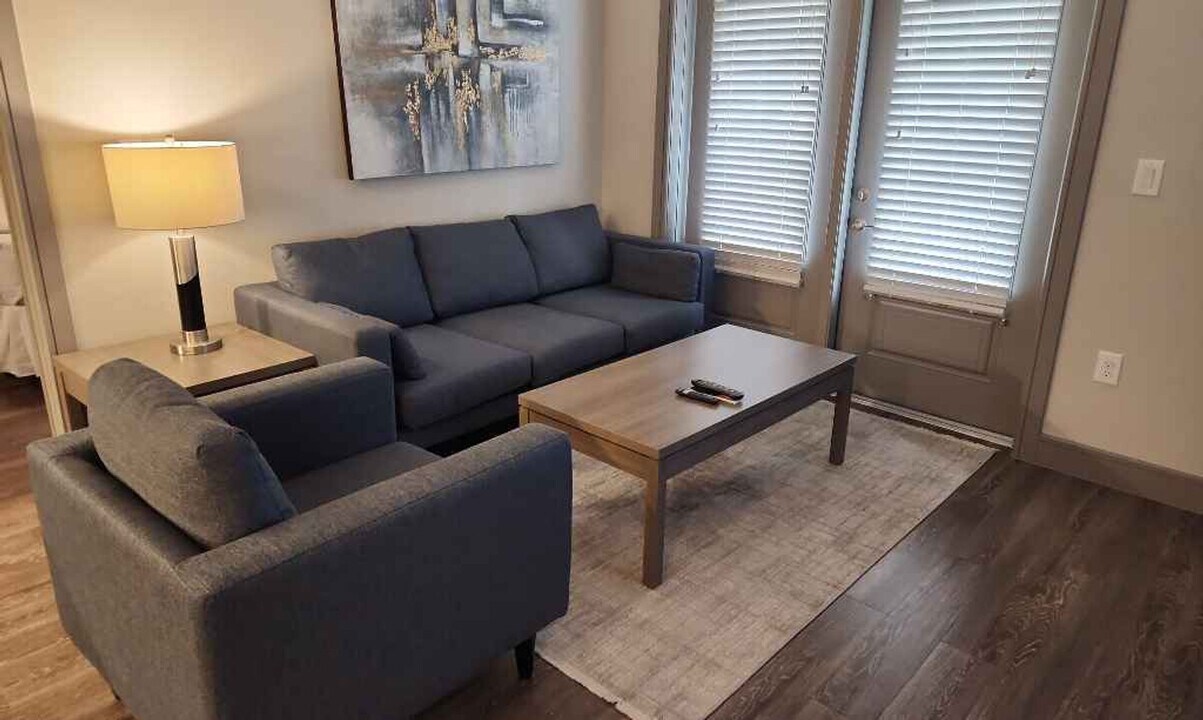 11601 Domain Dr in Austin, TX - Building Photo