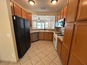 900 S Roanoke St in Gilbert, AZ - Building Photo - Building Photo