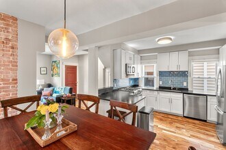 350 Pearl St, Unit 1 in Cambridge, MA - Building Photo - Building Photo