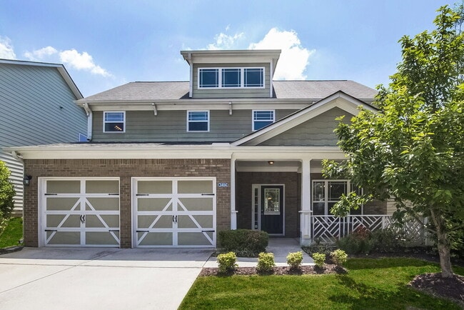 3404 Silver Stream Way NW