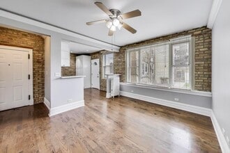 4457 N Central Park Ave in Chicago, IL - Building Photo - Building Photo