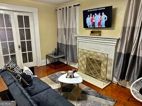 686 Robert Henry St in Macon, GA - Building Photo - Building Photo