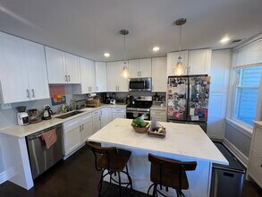 1420 W Warner Ave in Chicago, IL - Foto de edificio - Building Photo