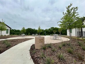 3135 Winter Rose Way in Arlington, TX - Building Photo - Building Photo