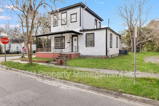 property at 1921 Reynolds St