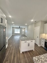 300 Private Rd 8419 in Van, TX - Building Photo - Building Photo
