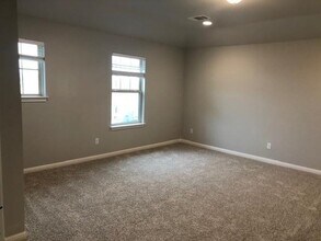 137 Peruvian Ln in Georgetown, TX - Building Photo - Building Photo
