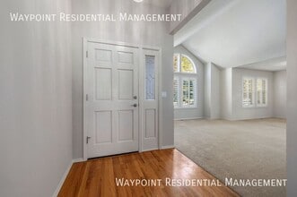 4917 N Contour Way in Boise, ID - Building Photo - Building Photo