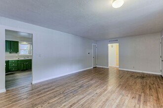 1521 Crestmore Pl in Fort Collins, CO - Building Photo - Building Photo