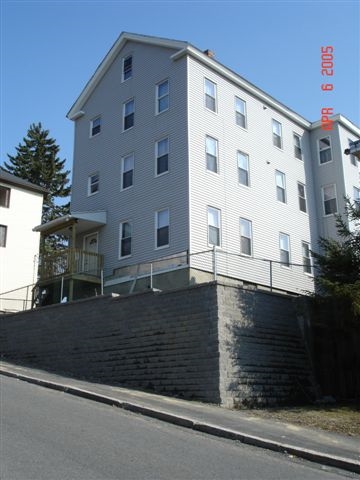 80 Seymour St in Worcester, MA - Foto de edificio - Building Photo