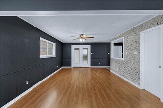 5426 Winton St in Dallas, TX - Building Photo - Building Photo