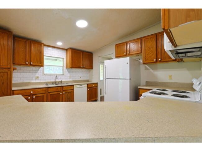 property at 6850 Bratt Rd
