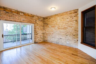 1134 W Armitage Ave in Chicago, IL - Building Photo - Building Photo