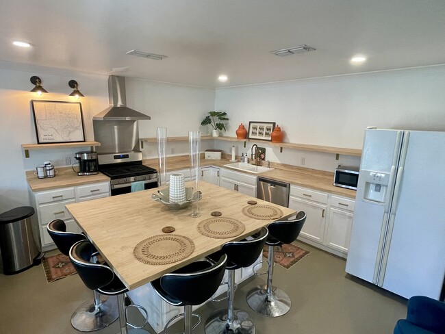 property at 2730 S Cameron Ave