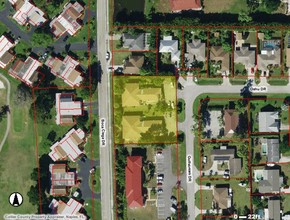 4190-4200 Gulfstream Dr in Naples, FL - Building Photo - Building Photo