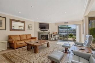 1158 S Westlake Blvd in Westlake Village, CA - Foto de edificio - Building Photo